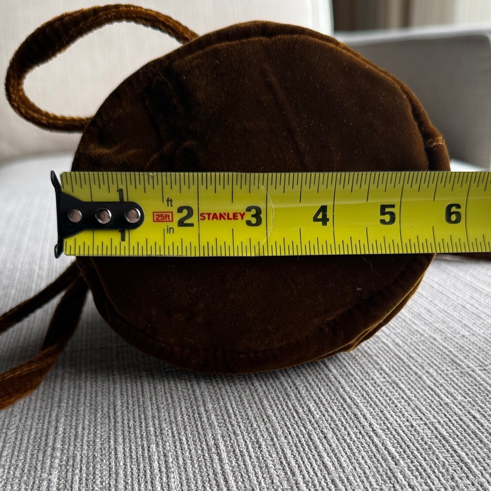 Madewell EUC Brown Velvet Drawstring Bag - Picture 3 of 13